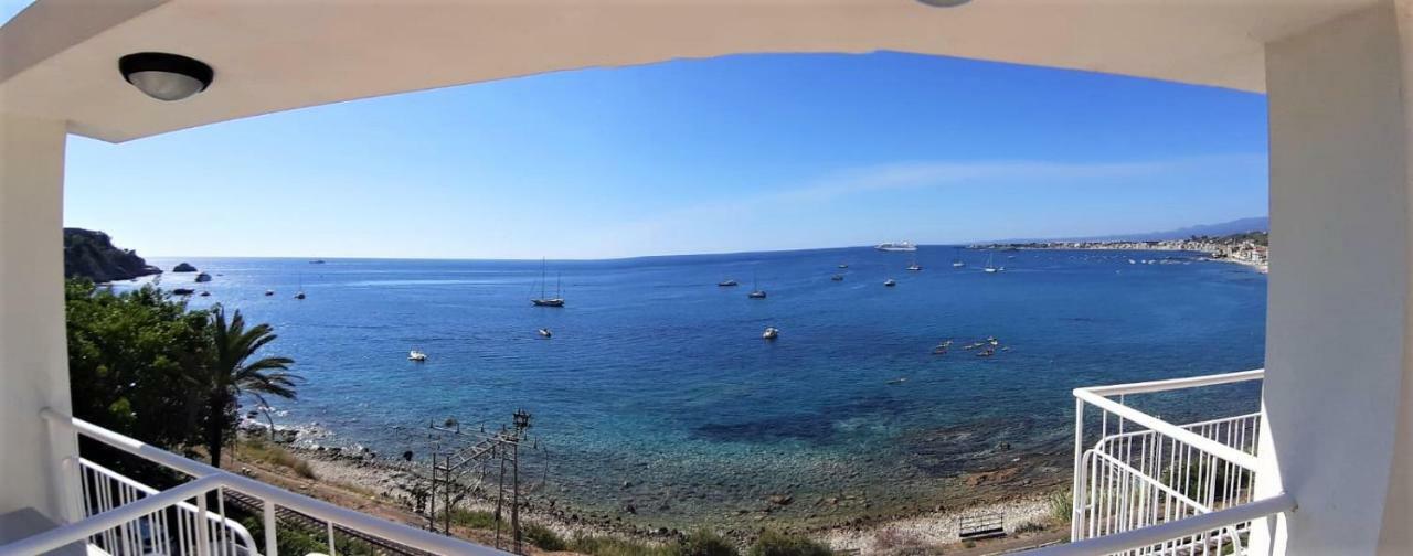 Apartamento La Baia Dei Delfini Taormina Exterior foto